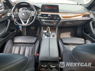 Zdjęcie 8 z 12 samochodu: 2017 BMW 530 XI VIN:WBAJA7C32HG905775 - miniatura