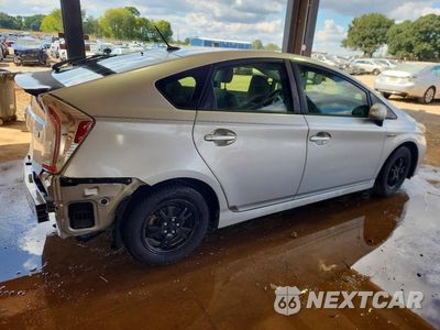 Trzecie zdjęcie samochodu z tyłu: 2013 TOYOTA PRIUS THREE VIN:JTDKN3DU4D5578961 - miniatura