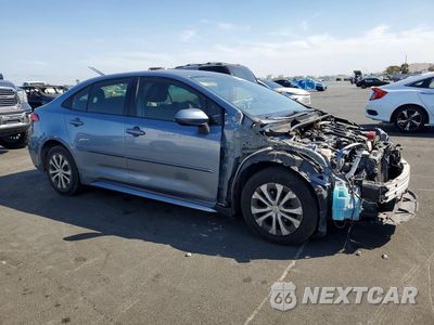 Czwarte zdjęcie samochodu z boku: 2021 TOYOTA COROLLA LE VIN:JTDEAMDE7MJ011139 - miniatura