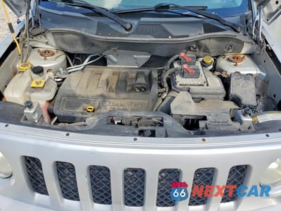 Zdjęcie 12 z 13 samochodu: 2011 JEEP PATRIOT SPORT VIN:1J4NF1GB9BD114666 - miniatura