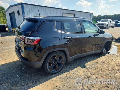 Trzecie zdjęcie samochodu z tyłu: 2021 JEEP COMPASS LATITUDE VIN:3C4NJCBB4MT510833 - miniatura
