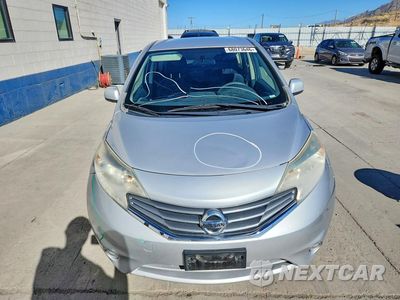 Piąte zdjęcie samochodu w środku: 2014 NISSAN VERSA NOTE S PLUS VIN:3N1CE2CP1EL352925 - miniatura