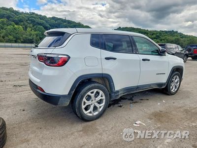 Trzecie zdjęcie samochodu z tyłu: 2024 JEEP COMPASS SPORT VIN:3C4NJDAN7RT146030 - miniatura