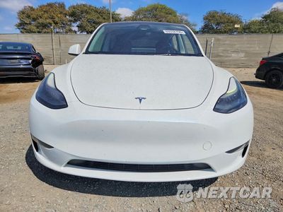 Piąte zdjęcie samochodu w środku: 2023 TESLA MODEL Y VIN:7SAYGDEE3PA188132 - miniatura