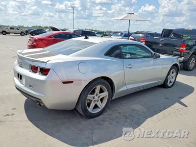 Trzecie zdjęcie samochodu z tyłu: 2012 CHEVROLET CAMARO LT VIN:2G1FB1E35C9127472 - miniatura