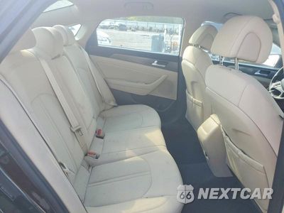 Zdjęcie 10 z 12 samochodu: 2015 HYUNDAI SONATA SPORT VIN:5NPE34AF2FH032855 - miniatura