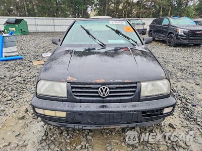 Piąte zdjęcie samochodu w środku: 1996 VOLKSWAGEN JETTA GL VIN:3VWRA81H1TM006119 - miniatura