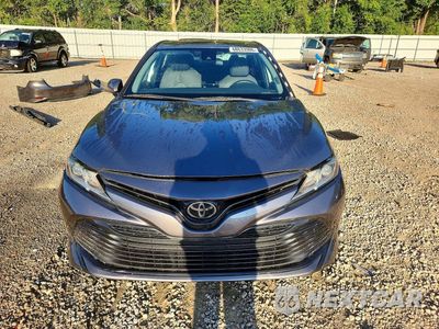 Piąte zdjęcie samochodu w środku: 2020 TOYOTA CAMRY LE VIN:4T1C11AK3LU863142 - miniatura