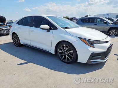 Czwarte zdjęcie samochodu z boku: 2021 TOYOTA COROLLA SE VIN:5YFS4MCE2MP061826 - miniatura