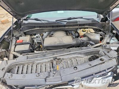 Zdjęcie 11 z 13 samochodu: 2019 CHEVROLET SILVERADO K1500 LT VIN:3GCUYDED4KG215635 - miniatura