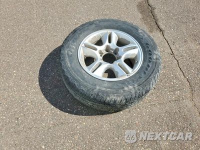 Zdjęcie 13 z 14 samochodu: 2004 LEXUS GX 470 VIN:JTJBT20X840054786 - miniatura