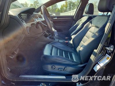Zdjęcie 13 z 24 samochodu: 2018 VOLKSWAGEN GOLF R VIN:WVWWF7AUXJW198913 - miniatura
