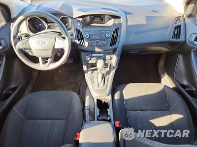 Zdjęcie 8 z 12 samochodu: 2018 FORD FOCUS SE VIN:1FADP3FEXJL298354 - miniatura