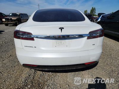 Zdjęcie 6 z 13 samochodu: 2017 TESLA MODEL S 85D VIN:5YJSA1E18HF209240 - miniatura