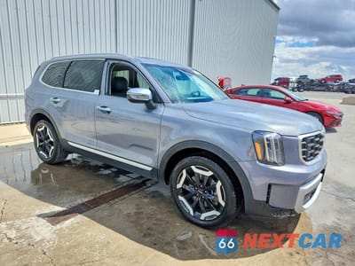 Czwarte zdjęcie samochodu z boku: 2025 KIA TELLURIDE S VIN:5XYP6DGC8SG696897 - miniatura