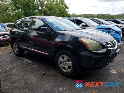 Czwarte zdjęcie samochodu z boku: 2014 NISSAN ROGUE SELECT S VIN:JN8AS5MV5EW716144 - miniatura