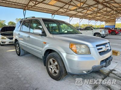 Czwarte zdjęcie samochodu z boku: 2008 HONDA PILOT EXL VIN:5FNYF28538B015988 - miniatura