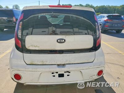 Zdjęcie 6 z 12 samochodu: 2018 KIA SOUL + VIN:KNDJP3A58J7888713 - miniatura
