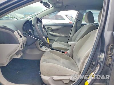 Zdjęcie 7 z 13 samochodu: 2012 TOYOTA COROLLA LE VIN:2T1BU4EE3CC895437 - miniatura