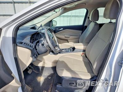 Zdjęcie 7 z 13 samochodu: 2017 FORD ESCAPE SE VIN:1FMCU9GD9HUC34474 - miniatura