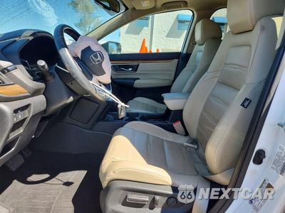 Zdjęcie 7 z 13 samochodu: 2019 HONDA CR-V TOURING VIN:7FARW2H93KE011992 - miniatura