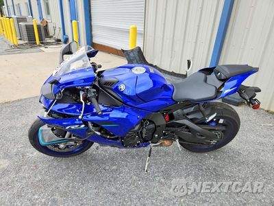 Trzecie zdjęcie samochodu z tyłu: 2026 YAMAHA YZF1000 VIN:JYARNA7E1TA001555 - miniatura
