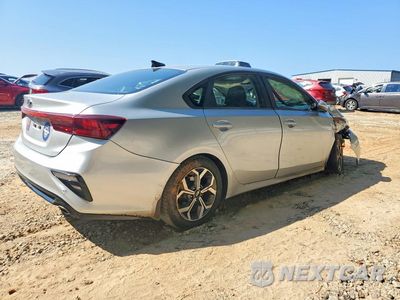 Trzecie zdjęcie samochodu z tyłu: 2020 KIA FORTE LXS VIN:3KPF24AD4LE196064 - miniatura