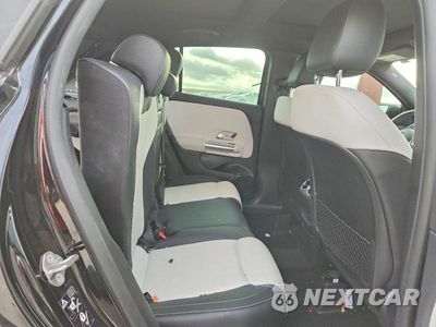 Zdjęcie 10 z 13 samochodu: 2022 MERCEDES-BENZ GLA 35 AMG VIN:W1N4N5BB1NJ403090 - miniatura