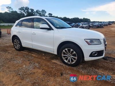 Czwarte zdjęcie samochodu z boku: 2013 AUDI Q5 PREMIUM PLUS VIN:WA1LFAFP8DA095682 - miniatura