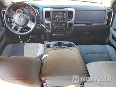Zdjęcie 8 z 12 samochodu: 2018 RAM 1500 SLT VIN:1C6RR7LT7JS219725 - miniatura