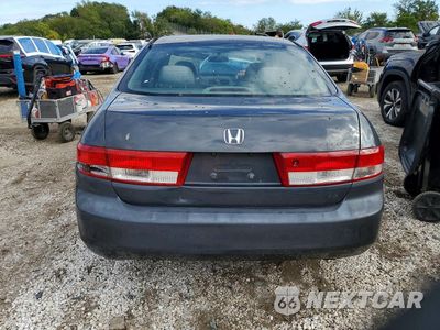 Zdjęcie 6 z 12 samochodu: 2003 HONDA ACCORD LX VIN:1HGCM56353A140478 - miniatura
