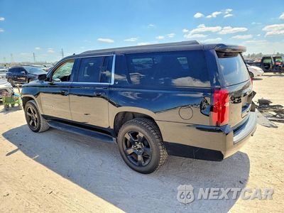 Drugie zdjęcie samochodu z przodu: 2019 CHEVROLET SUBURBAN C1500 LT VIN:1GNSCHKCXKR165470 - miniatura