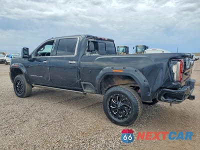 Drugie zdjęcie samochodu z przodu: 2021 GMC SIERRA K2500 DENALI VIN:1GT49REYXMF264288 - miniatura