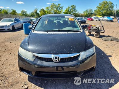 Piąte zdjęcie samochodu w środku: 2010 HONDA CIVIC LX VIN:2HGFA1F58AH304823 - miniatura