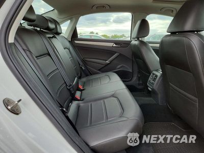 Zdjęcie 10 z 12 samochodu: 2020 VOLKSWAGEN PASSAT SE VIN:1VWWA7A30LC012545 - miniatura