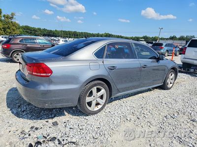 Trzecie zdjęcie samochodu z tyłu: 2014 VOLKSWAGEN PASSAT SE VIN:1VWBP7A36EC004658 - miniatura