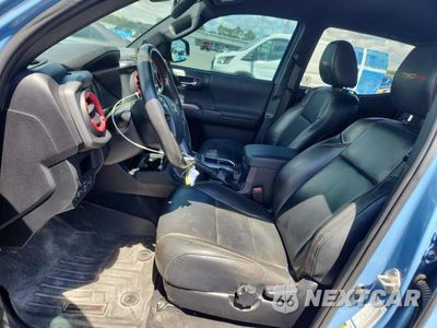 Zdjęcie 7 z 12 samochodu: 2018 TOYOTA TACOMA TRD PRO VIN:5TFCZ5AN5JX140094 - miniatura