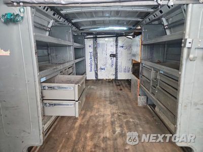 Zdjęcie 10 z 12 samochodu: 2014 CHEVROLET EXPRESS G2500 VIN:1GCWGGBAXE1105926 - miniatura