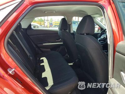 Zdjęcie 10 z 12 samochodu: 2023 HYUNDAI ELANTRA SEL VIN:5NPLM4AG0PH091191 - miniatura