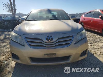 Piąte zdjęcie samochodu w środku: 2011 TOYOTA CAMRY LE VIN:4T1BF3EK7BU765474 - miniatura