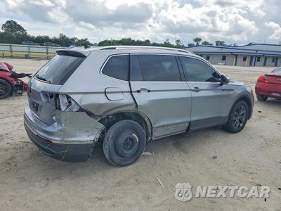 Trzecie zdjęcie samochodu z tyłu: 2023 VOLKSWAGEN TIGUAN SE VIN:3VVNB7AX2PM063761 - miniatura