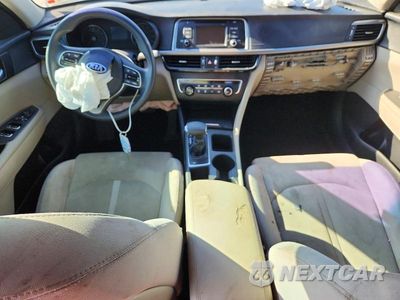 Zdjęcie 8 z 12 samochodu: 2017 KIA OPTIMA LX VIN:5XXGT4L3XHG168077 - miniatura