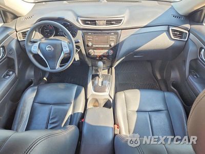 Zdjęcie 8 z 13 samochodu: 2015 NISSAN ROGUE S VIN:KNMAT2MT8FP520703 - miniatura