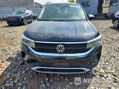Piąte zdjęcie samochodu w środku: 2024 VOLKSWAGEN TAOS S VIN:3VV5X7B24RM003875 - miniatura