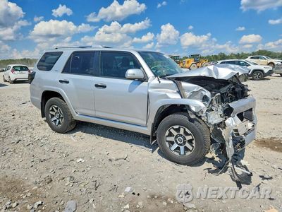 Czwarte zdjęcie samochodu z boku: 2011 TOYOTA 4RUNNER SR5 VIN:JTEBU5JR1B5073645 - miniatura