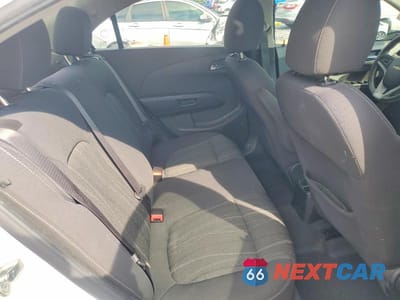 Zdjęcie 10 z 13 samochodu: 2017 CHEVROLET SONIC LT VIN:1G1JD5SH5H4133004 - miniatura