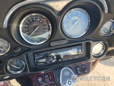Zdjęcie 7 z 8 samochodu: 2013 HARLEY-DAVIDSON FLHTCUSE CVO ULTRA CLASSIC ELECTRA GLIDE VIN:1HD1PR838DB953065 - miniatura