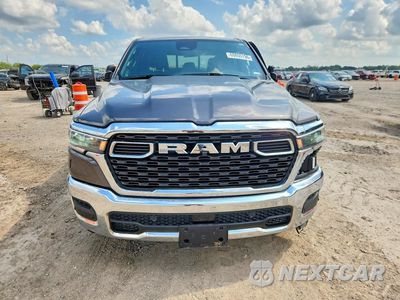 Piąte zdjęcie samochodu w środku: 2025 RAM 1500 TRADESMAN VIN:1C6RREGG9SN197678 - miniatura