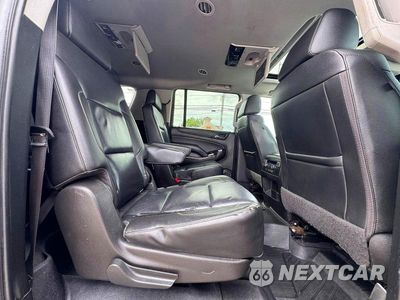 Zdjęcie 6 z 11 samochodu: 2020 CHEVROLET SUBURBAN K1500 LT VIN:1GNSKHKC8LR232376 - miniatura
