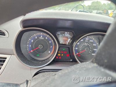 Zdjęcie 9 z 12 samochodu: 2013 HYUNDAI ELANTRA GLS VIN:5NPDH4AE1DH281049 - miniatura